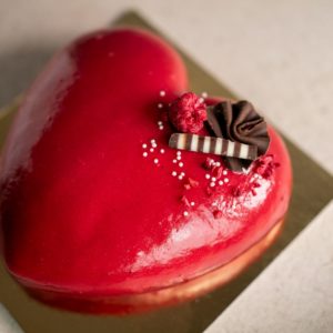 Málna szívtorta (9 szeletes)